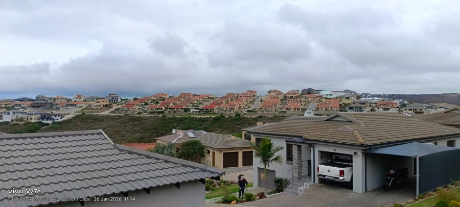 4 Bedroom Property for Sale in Seemeeu Park Western Cape